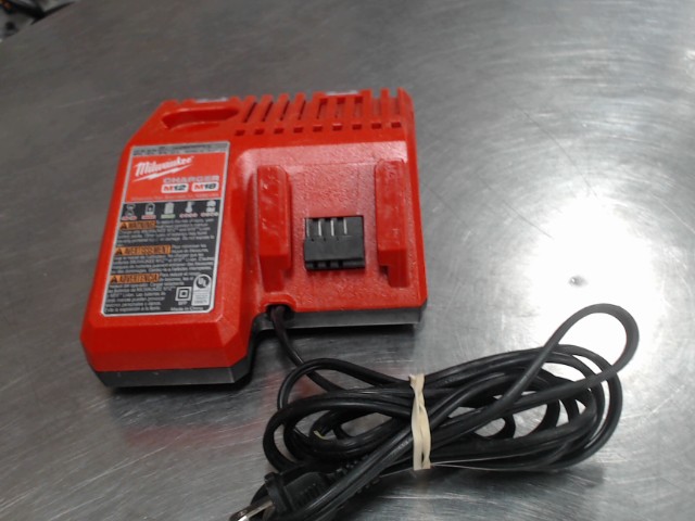 Chargeur de batterie 12v/18v