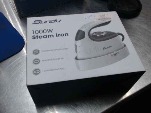 Fer a repasser / steam iron 1000w