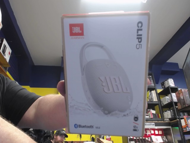 Haut-parleur bluetooth dans boite