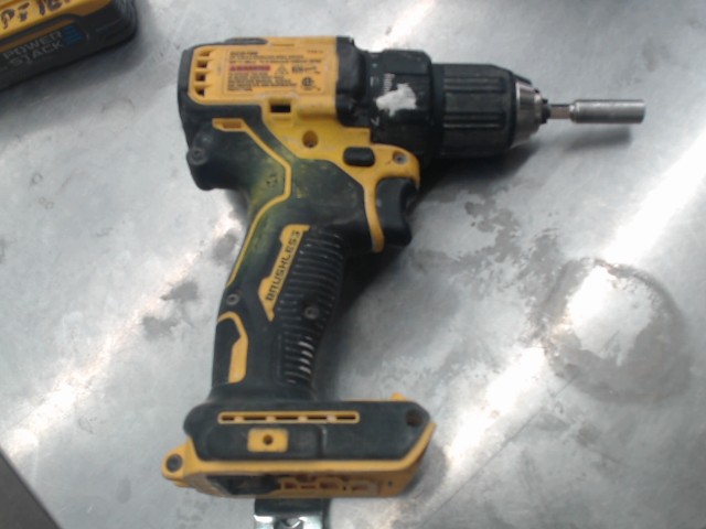 Drill driver dewalt stamp vert paint