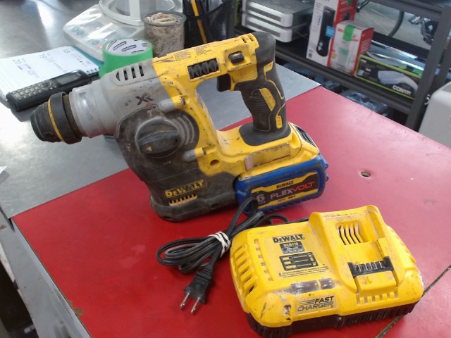 Rotary hammer+chargeur+batterie flexvolt