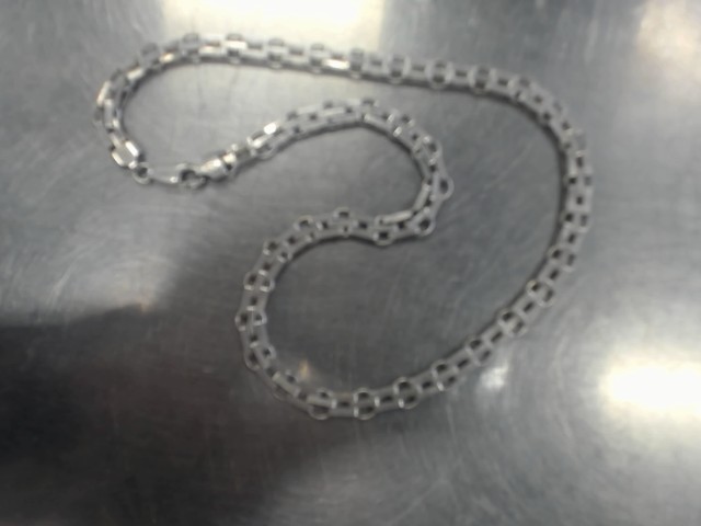 Chaine en argent (15.677g