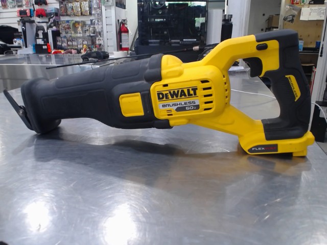 Passe partout flexvolt 60v seulement