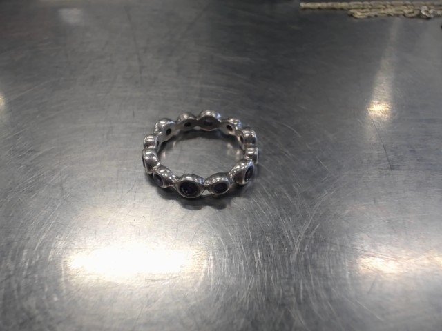 Bague en argent a boule 4.053g