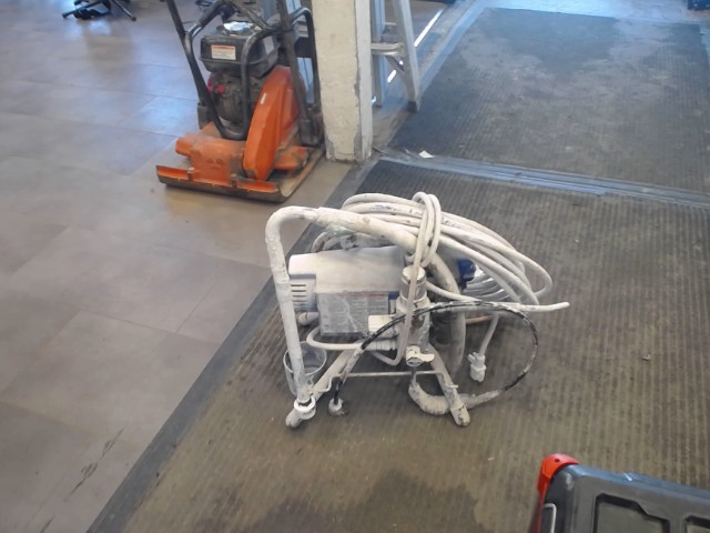 Spray painter graco nova 390pc