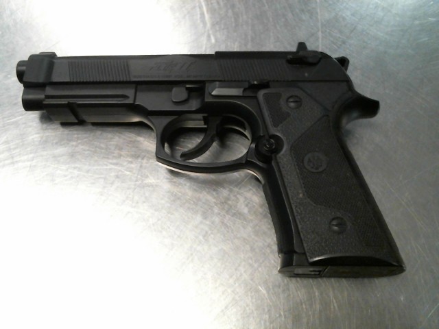 Gun a airsoft beretta noir