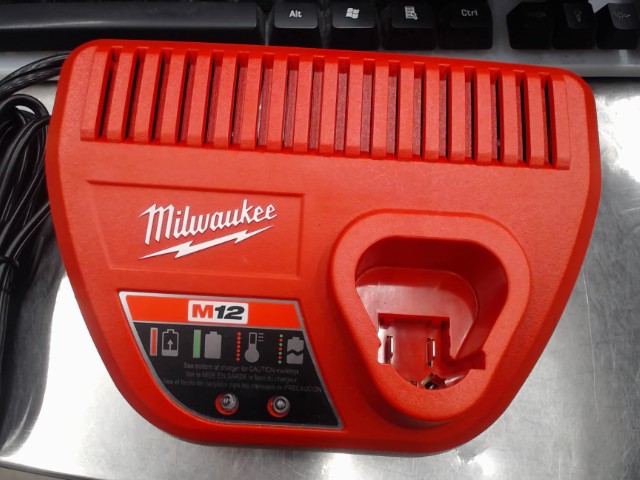 Chargeur m12