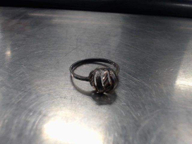 Bague argent 1.409g