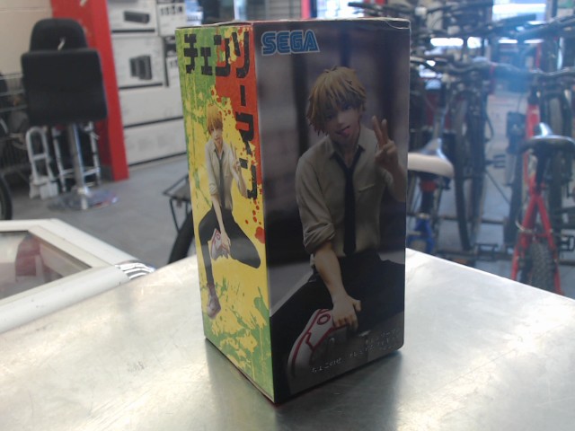 Figurine perchee 9 cm denji