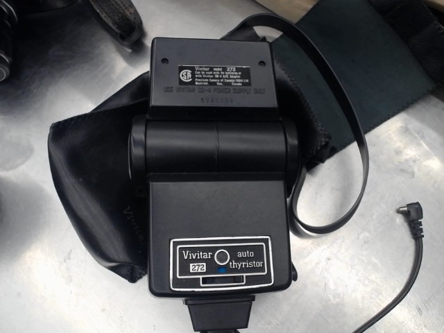 Flash vivitar auto