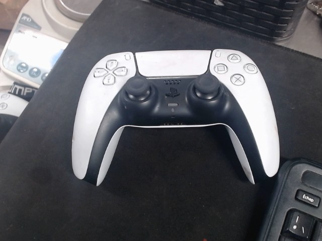 White controller