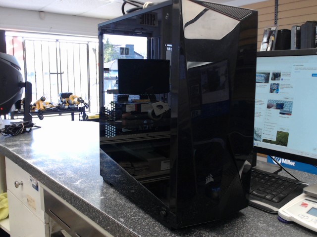 Tour i7-6700k/16gb ram/128ssd/gtx1070 8g