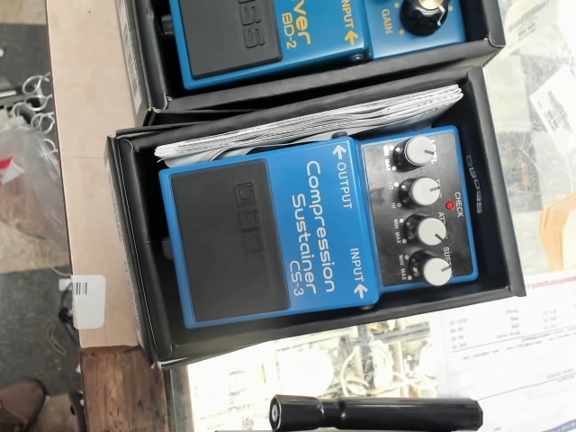 Compression sustainer pedal
