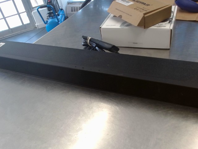 Barre de son avec manette