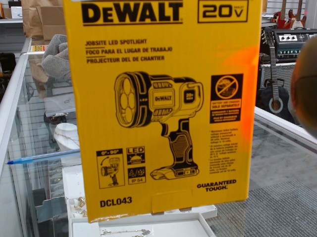 Jobsite led spotlight