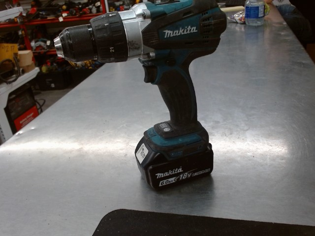 Drill makita avec batterie 6ah