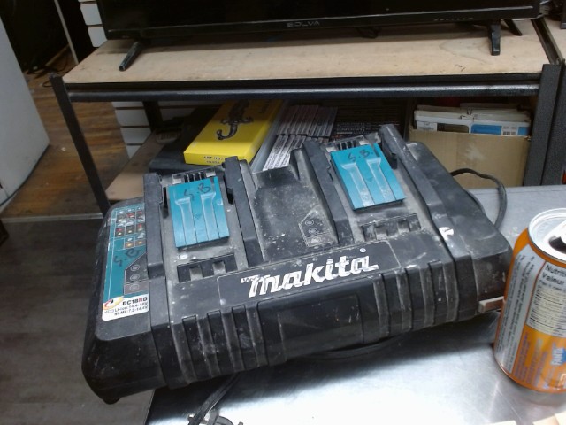 Chargeur double makita
