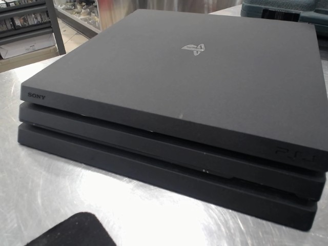 Playstation 4 pro avec manette