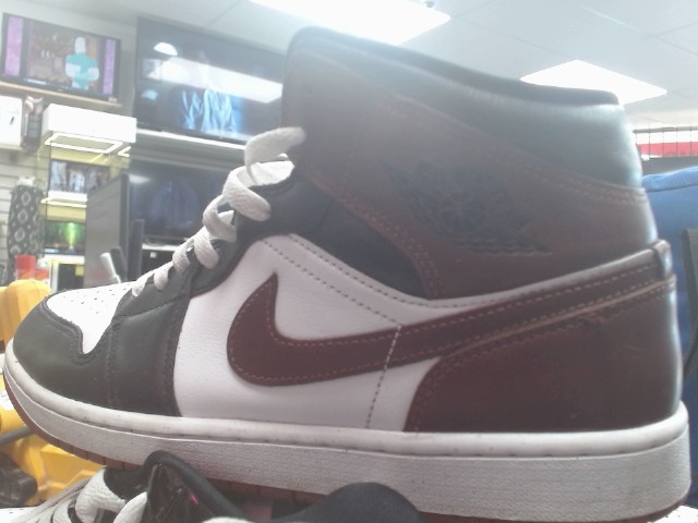 Soulier nike femme 10