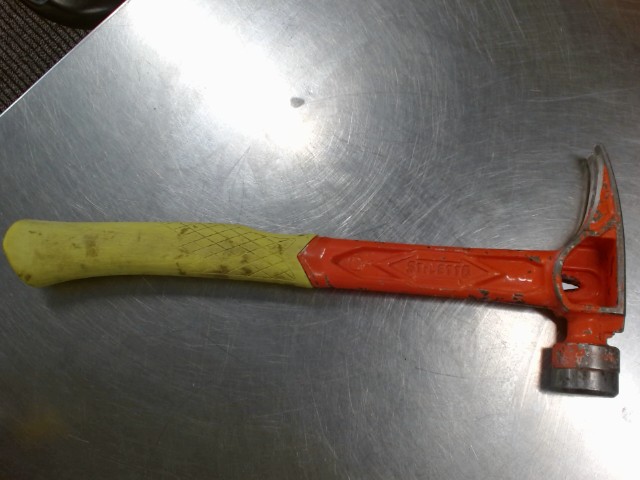 Titanium framing hammer