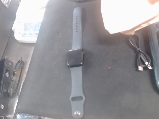 Apple watch se 2nd gen 40mm