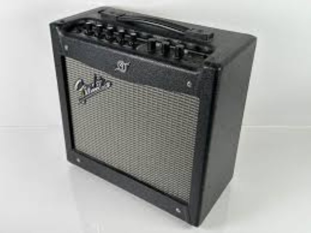 Fender mustang amplifier