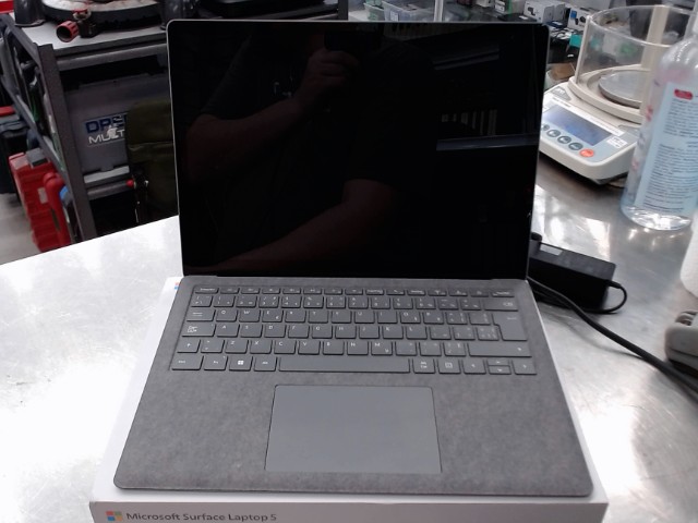 Surface laptop 5 16gram 500gssd+pwr+bo