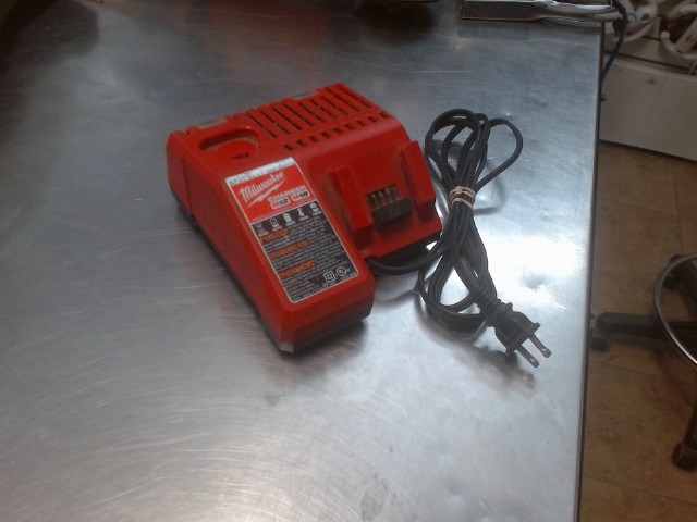 Chargeur m12 m18