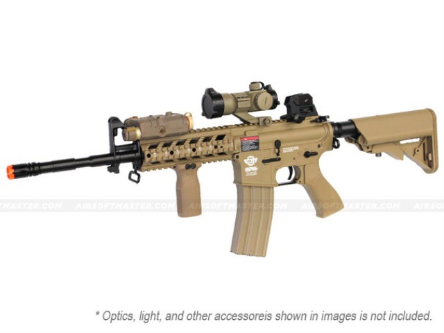 Airsoft gun m4 + acc + box