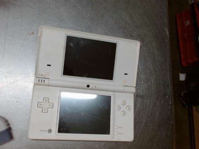Nintendo ds i avec chargeur