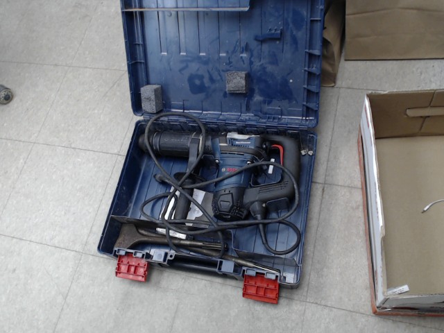 Sds hammer a corde dans case