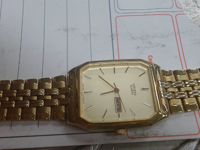 Montre gold plated citizen steinless