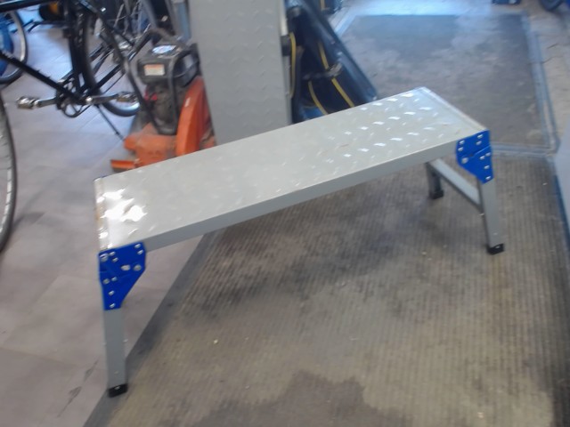 Step ladder