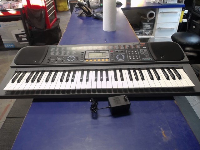 Synthetiseur 61 touches