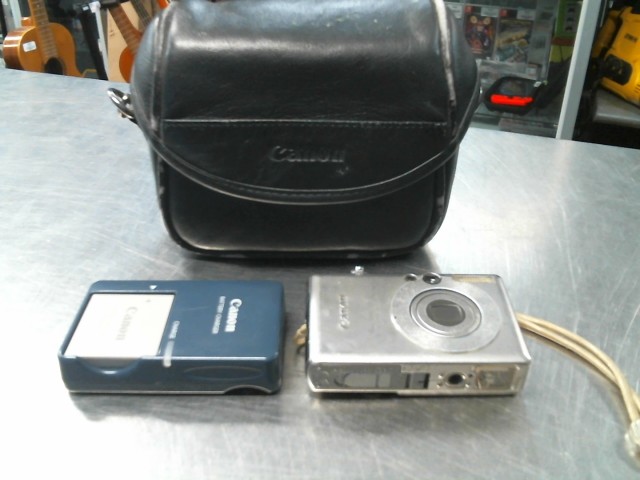 Powershot sd900 avec chargeur +2 batteri
