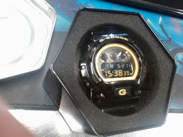 Gasio g-shock black and gold with box