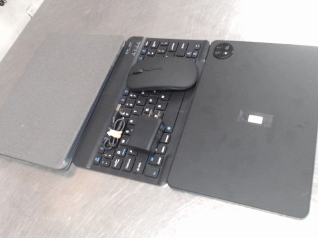 Tablette 32gb+chrg+case+acc