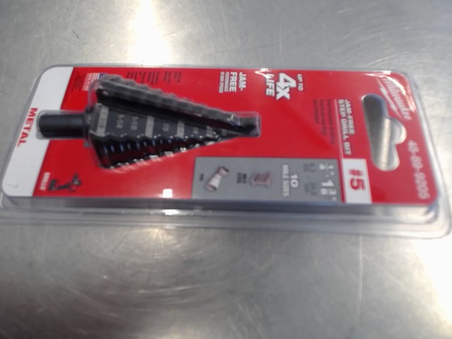 Milwaukee step drill bit