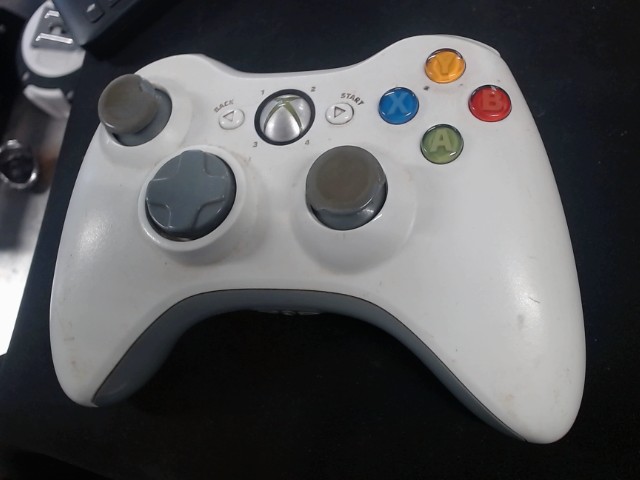 Xbox blanche 360 avec batterie