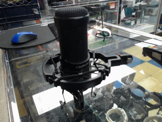 Micro capaciteur cardioid avec stand