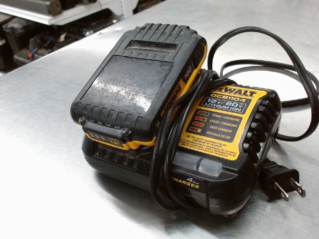 Chargeur avec une batterie 2ah