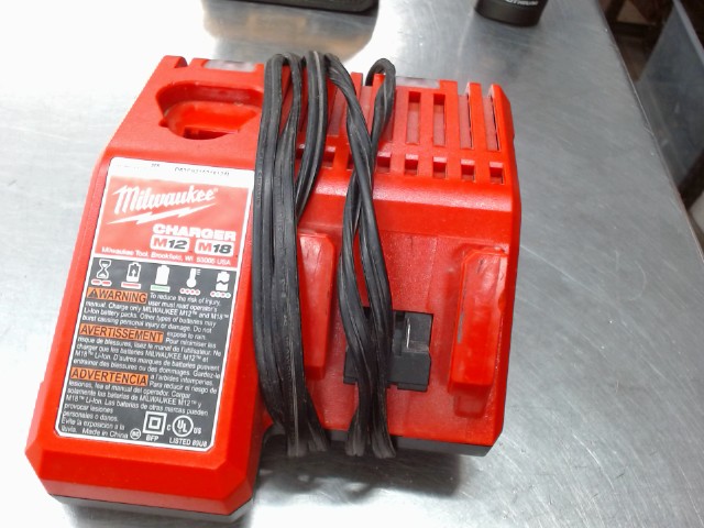 Chargeur batterie m12 m18