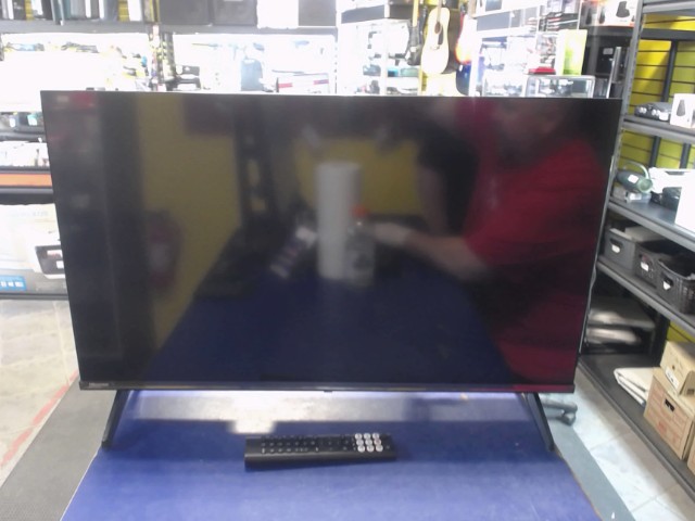 Televiseur 32 pouces smart 720p +manette