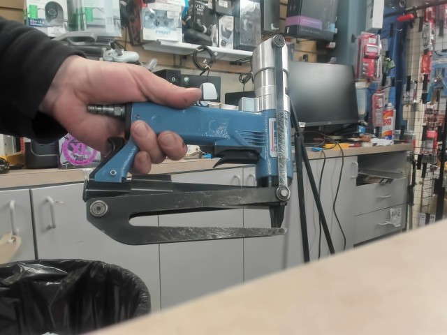 Nail gun max 6bar/90psi