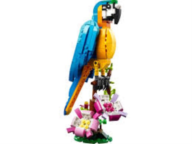 Lego exotic parrot