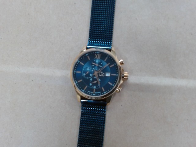 Montre chronograph bleu