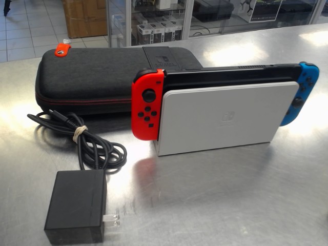 Console nitendo swicth oled+acc