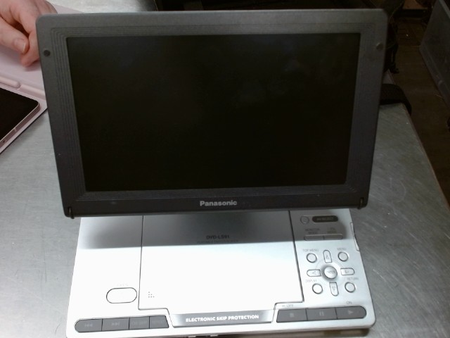 Dvd portable parasonic marche bien