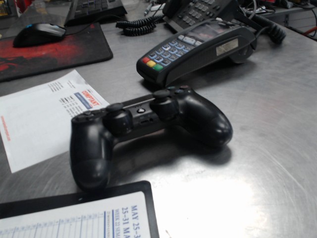 Manette de ps4 noire