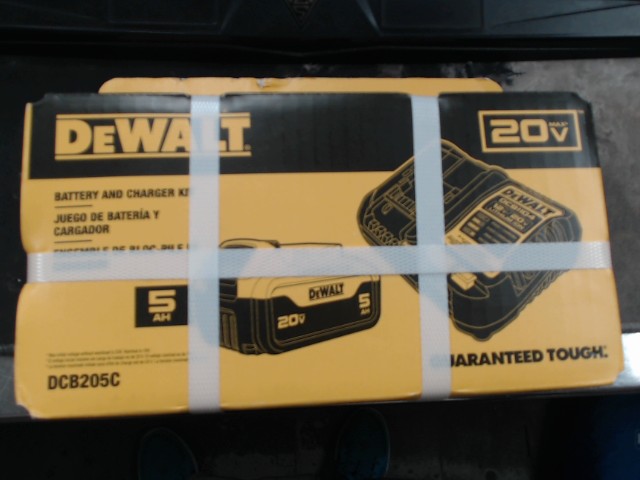 Batterie 20v 5ah et chargeur dewalt neuf